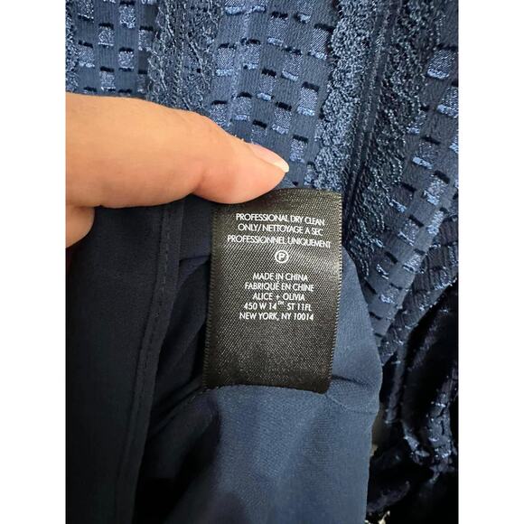 Alice+ Olivia Joanne Tiered Handkerchief Hem Dress Sapphire Blue Lace Trim sz 2 - Picture 6 of 7